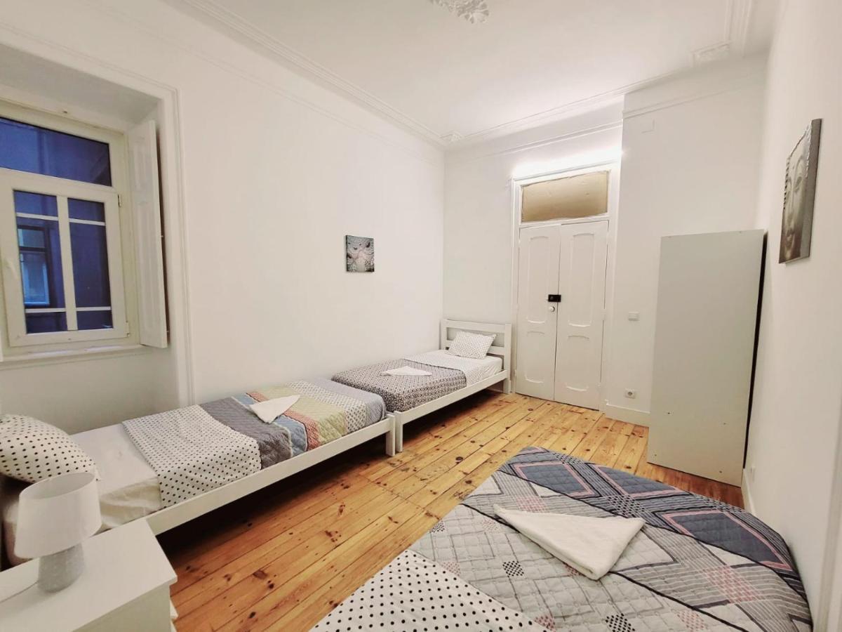 Lisbon Gambori Hostel מראה חיצוני תמונה
