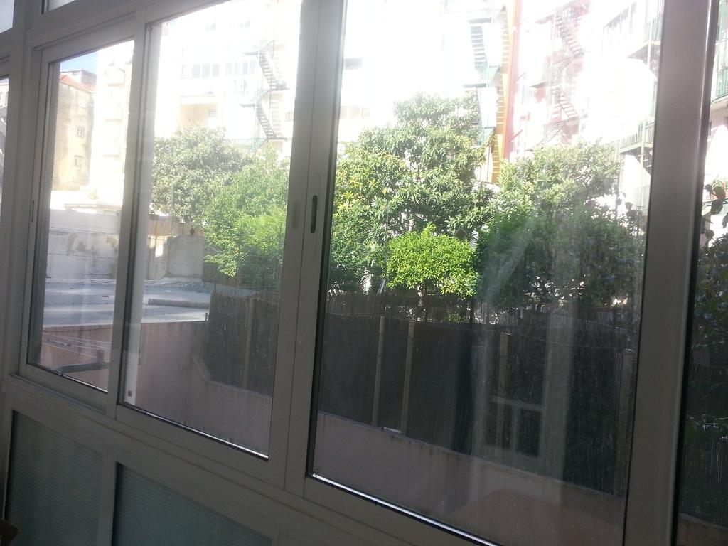 Lisbon Gambori Hostel מראה חיצוני תמונה